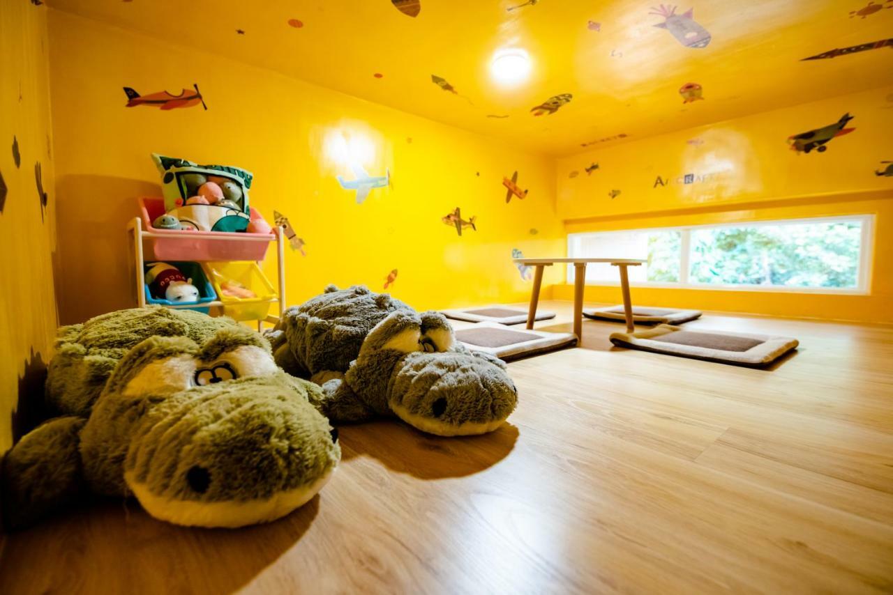 Maifu Apartment Манонг Екстериор снимка